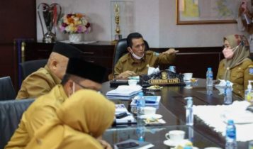 Gubernur Kepri Ansar Ahmad saat memimpin Rapat koordinasi Program Pembangunan Infrastruktur di Kepri