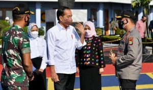 Presiden Joko Widodo Saat memebri pengarahan kepada kapolda Metro Jaya sebelum berangkat ke Bali