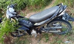 Motor Korban Yamaha Jupiter MX BP 4314 TS saat6 ditenukan di semak usai mengalami kecelakaan scaled