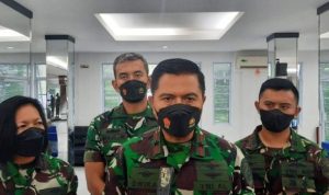 Komandan Pangkalan Utama TNI AL Dantalamal IV Tanjungpinang Laksamana Pertama TNI Dwika Tjahja Setiawan dan Jajaranya scaled