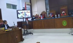 Diperiksa sebagai terdakwa Apri Sujadi mengaku Terima ratusan juta dana pengaturan Kuota Rokok BP.Kawasan Bintan dari sejumlah Distributor scaled