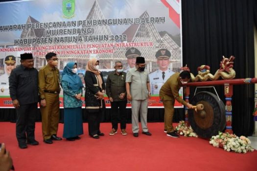 Gubernur Kepri Ansar Ahmad membuka Musrenbang Kabupaten Natuna di Gedung Sri Serindit Ranai Natuna.