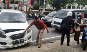 Salah satu Kecelakaan Lalu Lintas yang terjadi di Jalan Raya kota Tanjungpinang. Namun kecelakan ini bukan terjadi pada saat pengamanan Operasi Ketupat Seligi 2022. (Dok Presmedia.id)