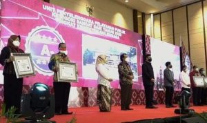 Pemprov Kepri memperoleh penghargaan Unit Penyelenggara Pelayanan Publik kategori Sangat Baik di lingkup Pemerintah Daerah tahun 2021.