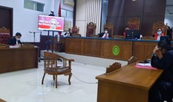 Sidang Putusan Terdakwa pengadaan Mesin Tepung Ikan BUMD Lingga Wfeizon dihukum 5 tahun dan 6 bulan. Sidang Putusan Terdakwa pengadaan Mesin Tepung Ikan BUMD Lingga Wfeizon dihukum 5 tahun dan 6 bulan.