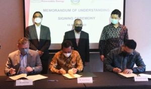 Gubernur Ansar dan Dua Pengembang Listrik Singapura Tandatangan MoU Investasi Pembangunan PLTS di Kepri Rp71,8 T