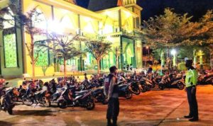 Personel Polres Bintan Disiagakan menjaga rumah ibadah di setiap kecamatan. (Foto istimewa)