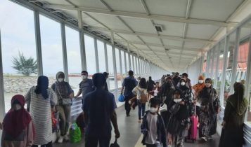 Arus balik Pemudik di Pelaabuhan Domestik Sri Bintan Pura Tanjungpinang Lebaran 2022