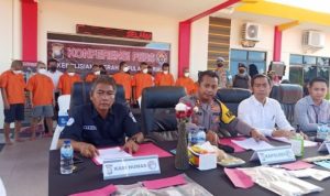 Satresnarkoba Polres Bintan membekuk 10 pemakai dan pengedar berbagai jenis narkoba di Bintan.