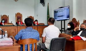 Terdakwa Ghaniyy Malik pelaku Tindak perekrutan dan penempatan PMI secara ilegal dituntut Jaksa 1 tahun dan 6 bulan penjara, denda Rp500 juta subsider 3 bulan penjara. (Foto:Rolnad)