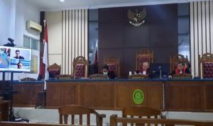 Tilep Penjualan toko selama pandemi Covid Rp 682 juta mantan Staf Administrasi Toko Cipta Lingga, terdakwa Tengku Marlianti divonis 3 tahun penjara karena terbukti bersalah melakukan penggelapan.