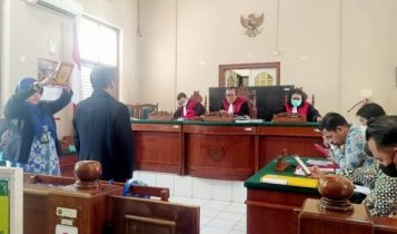 Sidang Gugatan Perdata Enam Media di Makassar Hadirkan Ahli anggota Dewan Pers Imam Wahyudi Sidang Gugatan Perdata Enam Media di Makassar Hadirkan Ahli anggota Dewan Pers Imam Wahyudi
