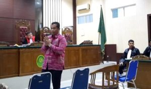 Mantan Plt. Kepala BPKAD Kepri Misbardi saat diperiksa sebagai saksi PN Tanjungpinang, Kamis (15/9/2022). menyebut pencairan dana hibah APBD 2020 sudah sesuai prosedur dan rekomendasi kepala OPD (Foto: Roland)
