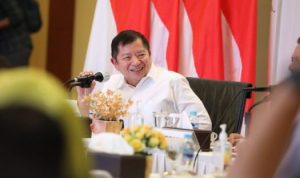 Rapat Koordinasi Menteri PPN/Kepala Bappenas Suharso Monoarfa bersama Gubernur Kepulauan Riau Ansar Ahmad, bahas Strategi Transformasi Ekonomi Kepri (Foto: Humas-Kepri)