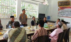 Kapolres Lingga AKBP Fadli Agus melakukan pertemuan dengan tokoh Masyarakat dan Tokoh Agama Lingga di Lingga