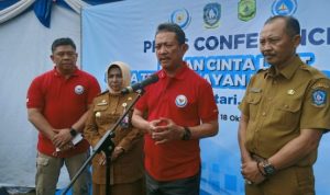 Menteri Kelautan dan Perikanan Sakti Wahyu Tringgono Menteri KKP Akan Efektifkan Penindakan API Pukat Trawl dan Cantrang di Laut Kepri. Â 