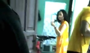 Oknum ASN Provinsi Kepri AN (laki-laki) dan istri orang SC saat terciduk diduga melakukan perzinahan di sebuah kos (Foto: Dok. Presmedia)