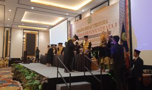 Sekolah Tinggi Agama Islam Negeri Sultan Abdurrahman Kepulauan Riau (STAIN SAR Kepri) mewisuda 129 orang mahasiswanya di Trans Convention Aston Hotel di Tanjungpinang, Rabu (29/11/2022).