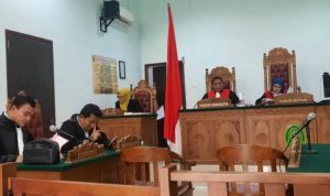 Terdakwa Mahmudi Disidangkan secara virtual di PN Tanjungpinang. (Foto: Roland)