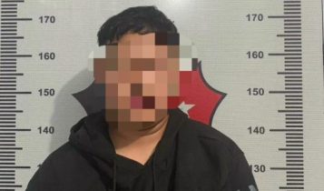 Salah seorang pelaku saat diamankan di Polsek Tanjungpinang Timur (Foto: Humas-Polresta Tanjungpinang)