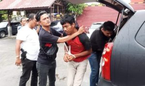Tersangka Rs(33) di door (Tembak-red) Polisi di jalan Kijang Lama KM 6 Kota Tanjungpinang Selasa (1-11-2022) sore karena mencoba kabur saat mau ditangkap. 2