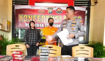 Jual Rokok Curianya di BJB Untuk Main Judi Online HS Diringkus Polisi Jual Rokok Curianya di BJB Untuk Main Judi Online, HS Diringkus Polisi