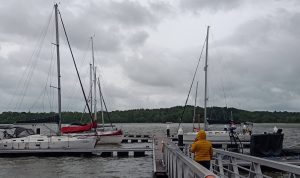 Kapal Yacht saat mengikuti Bintan Regatta 2023 bersandar di Ponton Marina BBT Lagoi, Minggu (29/1/2023). (foto:Hasura/Presmedia)
