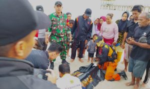 Satu hari tenggelam, Anak usia 10 tahun yang terseret arus di Pantai Senggiling Batu Junjung Desa Pengudang Bintan, ditemukan dalam kondisi meniggal, Sabtu (25-2-2023).
