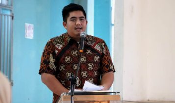 Bupati Bintan Roby Kurniawan Bupati Bintan Roby Kurniawan