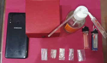 Polresta Tanjungpinang ringkus Dua Pelaku Narkoba inisial Pj dan DAR bersaama 9.10 gram narkotika Sabu (Foto: Hums Polresta)
