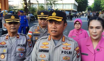 Kapolresta Tanjungpinang Kombes Pol Heribertus Opusunggu dan jajaran saat memberi keterangan pers 1 Kapolresta Tanjungpinang, Kombes Pol Heribertus Ompusunggu