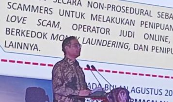Menkopolhukam Mahfud MD saat memberi amanah saat menghadiri diskusi Perang Semestar Melawan TPPO di Batam, Kamis (6-4-2023). (Foto: tangkapa video saat Menkopolhukam Mahfud MD meberi paparan bahaya TPPO)