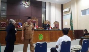 Dua mantan Kepala Dinas Perumahan Rakyat, Kawasan Pemukiman, Kebersihan, dan Pertamanan (Perkim) Amrialis dan Djasman dihadirkan di Pengadilan Negeri (PN) Tanjungpinang
