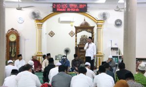 Hadiri Halal Bihalal Warga di Batam, Ansar Harap Remaja Jadi Motivator Memakmurkan Masjid. (Foto: Diskominfo)