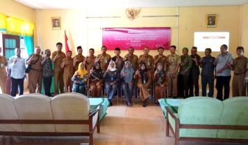 Sosialisasi aplikasi SP4N LAPOR di Kecamatan Singkep. Foto Aulia Sosialisasi aplikasi SP4N LAPOR di Kecamatan Singkep. (Foto: Aulia)