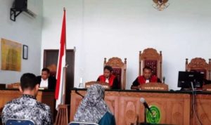 Kedua Terdakwa saat di Sidangkan Di PN Tanjungpinang (Foto:Dok-Presmedia.id)