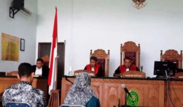 Kedua Terdakwa saat di Sidangkan Di PN Tanjungpinang FotoDok Presmedia.id Kedua Terdakwa saat di Sidangkan Di PN Tanjungpinang (Foto:Dok-Presmedia.id)