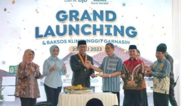 Peresmian Klinik Pratama Ramah Lansia Inggit Garnasih di Jalan Flores No.6 Kota Bandung oleh Gubernur Jabar Rdiwan Kamil Peresmian Klinik Pratama Ramah Lansia Inggit Garnasih di Jalan Flores No.6, Kota Bandung oleh Gubernur Jabar Rdiwan Kamil