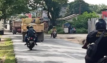 Warga minta pelebaran Jalan Nusantara Kijang Tanjungpinang dilanjutkan Warga minta pelebaran Jalan Nusantara Kijang-Tanjungpinang dilanjutkan. (Foto: Hasura/Presmedia.id)