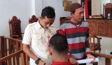 Terdakwa Pranajaya pengedar narkoba dituntut 7 tahun penjara dan denda Rp 1 Miliar Terdakwa Pranajaya pengedar narkoba dituntut 7 tahun penjara dan denda Rp 1 Miliar (Foto: Roland/Presmedia.id)