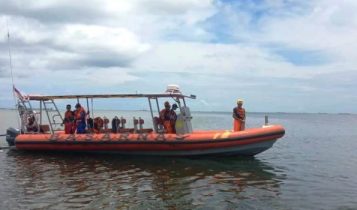 Basarnas Natuna saat melakukan pencarian nelayan Batuan yang hilang (Foto: Basarnas/Presmedia.id)