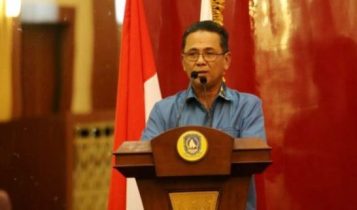 Ketua Pansus DPRD Kepri Khazalik saat membacakan Laporan akhir Pansus tentang Pembahasan Perda Pajak dan Retribusi Provinsi Kepri dalam sidang paripurna DPRD Kepri Selasa 19 9 2023 Ketua Pansus DPRD Kepri Khazalik saat membacakan Laporan akhir Pansus tentang Pembahasan Perda Pajak dan Retribusi Provinsi Kepri, dalam sidang paripurna DPRD Kepri, Selasa (19/9/2023).