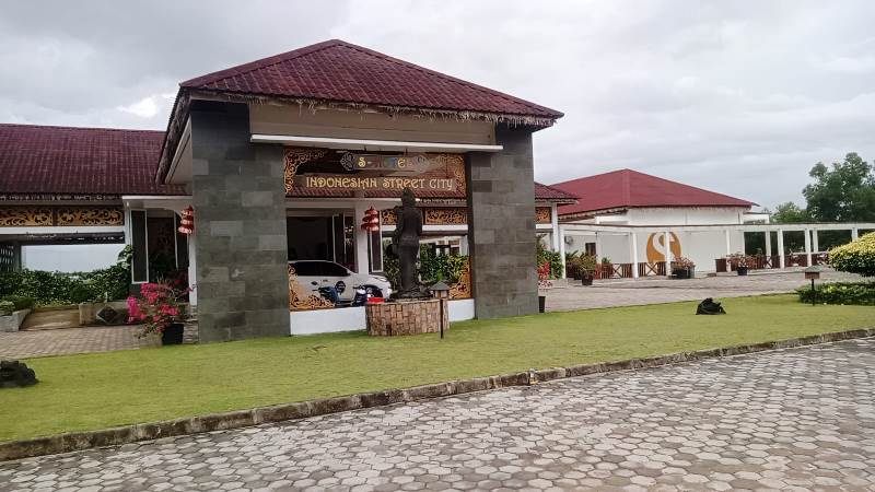 Hotel S di Batu Licin Wacopek Kecamatan Bintan Timur Salah satu hotel di Batu Licin Wacopek yang disebut milik PT.Sun Resort (Foto: Hasura/Presmedia.id)