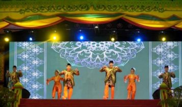 Kegiatan Tamadun Melayu, dalam rangka HUT Lingga ke-w20 tahun 2023 dengan menampilkan Sanggar Seni Lokal Kabupaten dan Kota, Nasional, hingga Internasional di Daik Lingga.