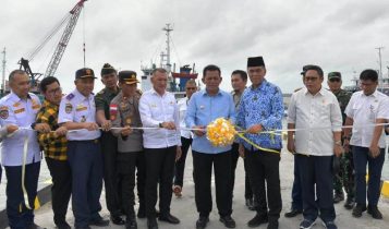 Gubernur Ansar Resmikan Pelabuhan Pengumpan Penagi Ranai Untuk Peningkatan Pelayanan Transportasi.