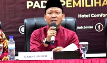 Kepala Disdukcapil Bintan Rusli. (Foto: Disdukcapil)