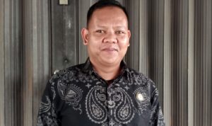 Komisioner Bawaslu Bintan Divisi Penindakan Bambang.(Foto: Hasura/Presmedia.id)