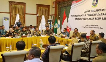 Rapat Persiapan Pemilu 2024 Gubernur Ansar Menta Bantuan Faslitas TNI AL Sukseskan Pemilu di Kepri Rapat Persiapan Pemilu 2024, Gubernur Ansar Menta Bantuan Faslitas TNI-AL Sukseskan Pemilu di Kepri