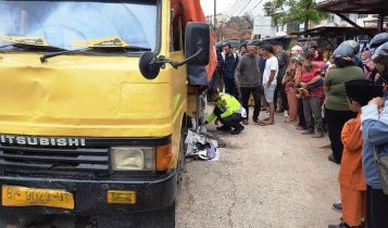 Salah satu kejadian lakalantas di Tanjungpinang yang menyebabkan korban meninggal dunia Salah satu kejadian lakalantas di Tanjungpinang yang menyebabkan korban meninggal dunia. (Foto: Roland/Presmedia.id)
