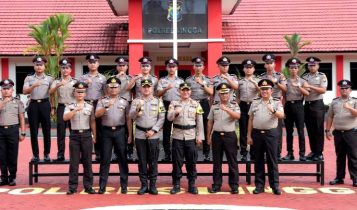 Sebanyak 19 orang personil Polres Lingga naik pangkat di Tahun 2024 Sebanyak 19 orang personil Polres Lingga naik pangkat di Tahun 2024